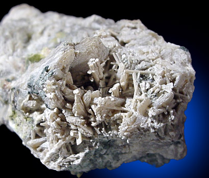 Mineral Specimens: Stilbite over Natrolite from Rt. 6 road cut, Anthony's Nose, New York
